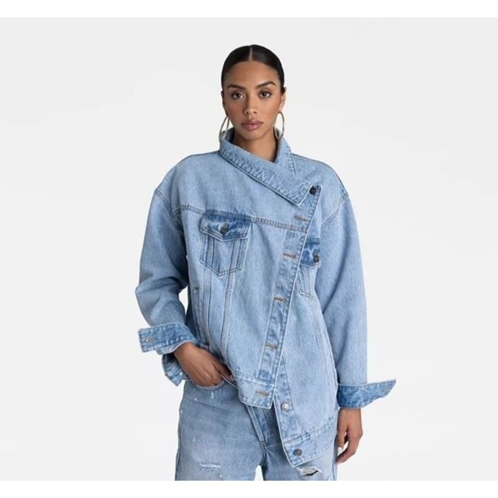 Women's KBB by Kahlana Asymmetrical Denim Jacket Light Wash Large